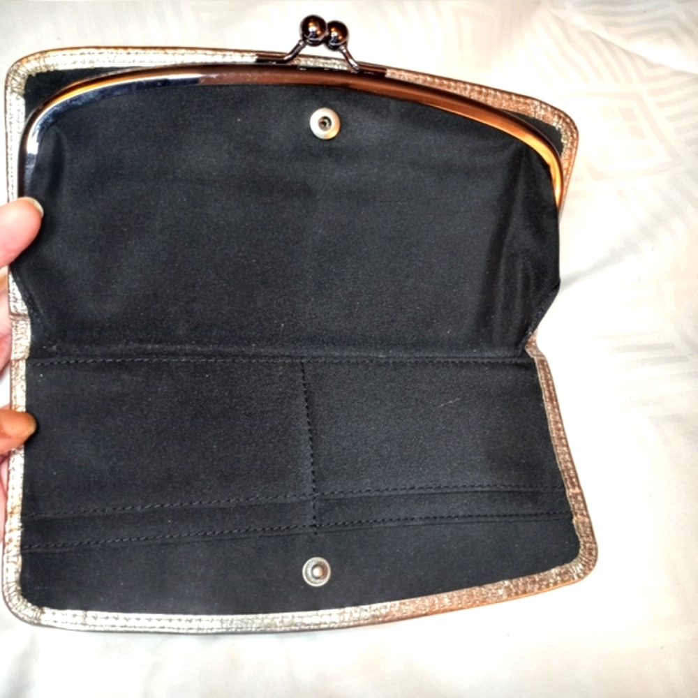 Vintage Leather Clutch Wallet Gold - Picture 7 of 9